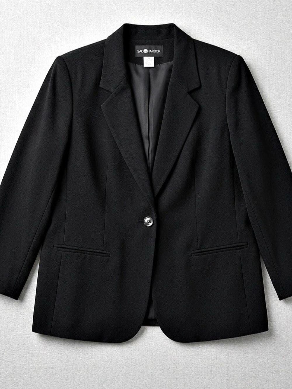 Vintage Sag Harbor Woman’s Black 100% Pure Wool Jacket Classic Comfort Fit Blaze
